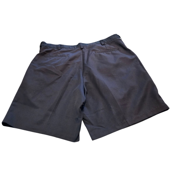 IZOD Mens size 36W Pleated Front Shorts Black Rolled Side Seams Zip Button - Picture 2 of 16